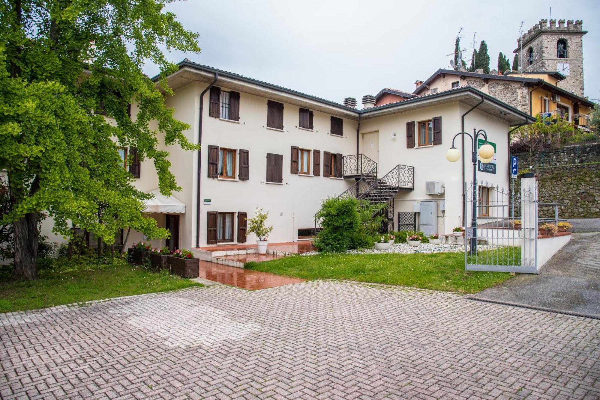 Hotel Porta Del Sole โซยาโน เดล ลาโก ภายนอก รูปภาพ